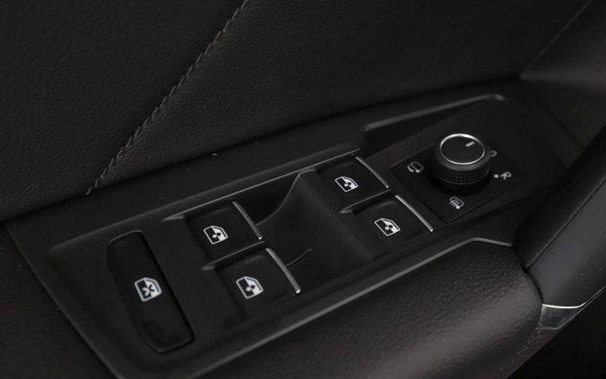 Volkswagen Tiguan Allspace cena 132500 przebieg: 142257, rok produkcji 2020 z Nowy Dwór Gdański małe 562